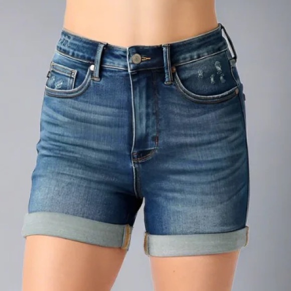 Judy Blue Pants - Judy Blue Tummy Control High Waist Vintage Wash Cuffed Shorts Denim Women’s XL